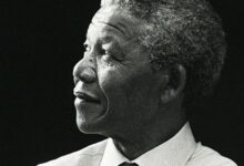 صورة نيلسون مانديلا رمز الصمود ونور الأمل في 10 اقوال واقتباسات